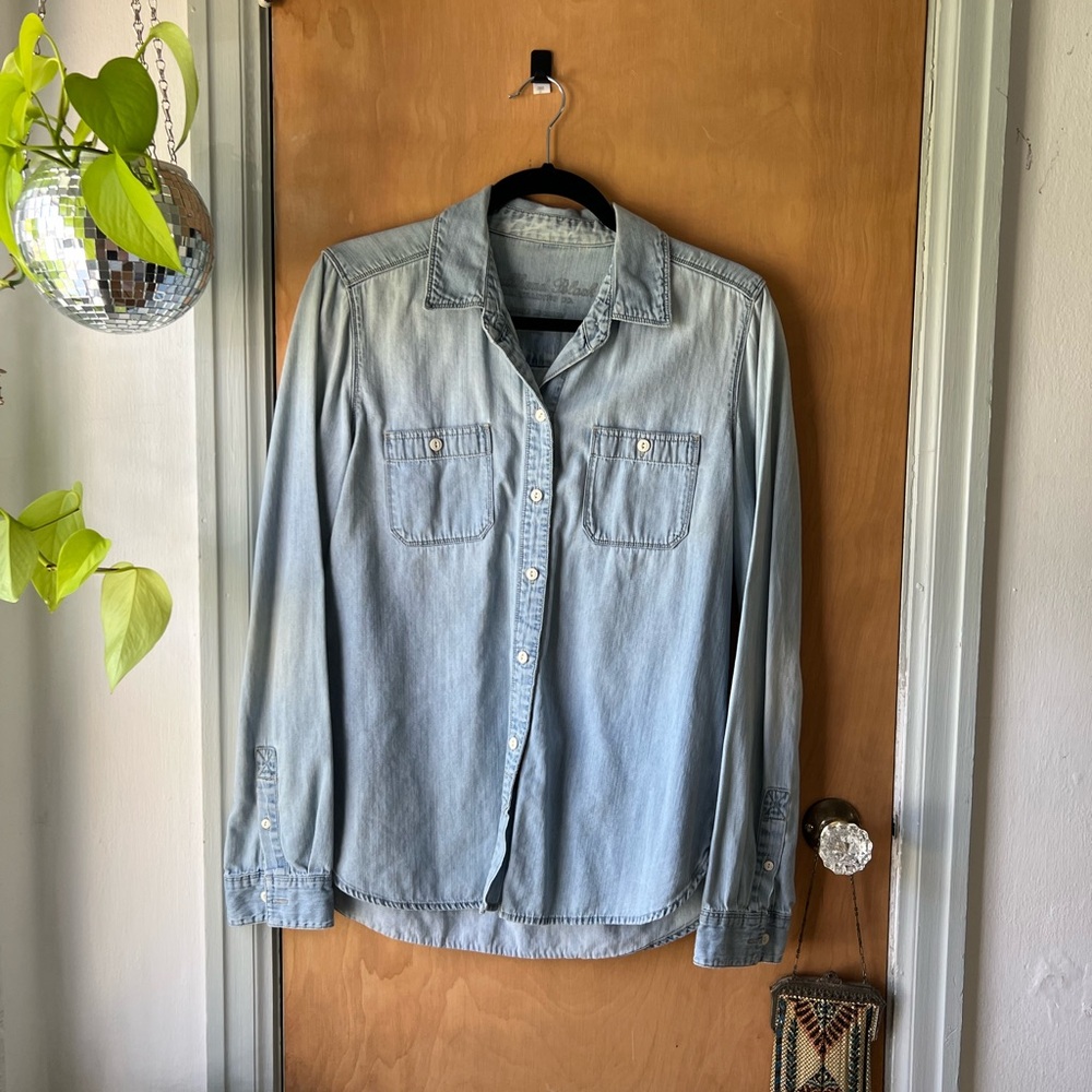 Bullhead Black Denim Chambray Button-Up Shirt